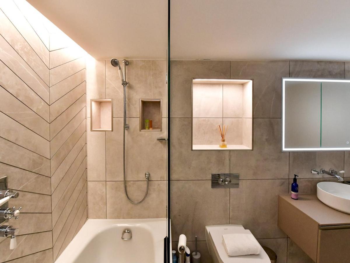 Pass The Keys Beautiful 2 Bed Apartment With Parking In The Bay Кардифф Экстерьер фото